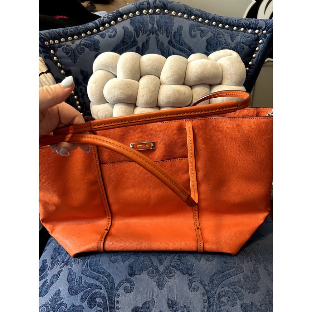 Tumi Voyageur Q Bright Tangerine Orange Tote - Picture 8 of 10
